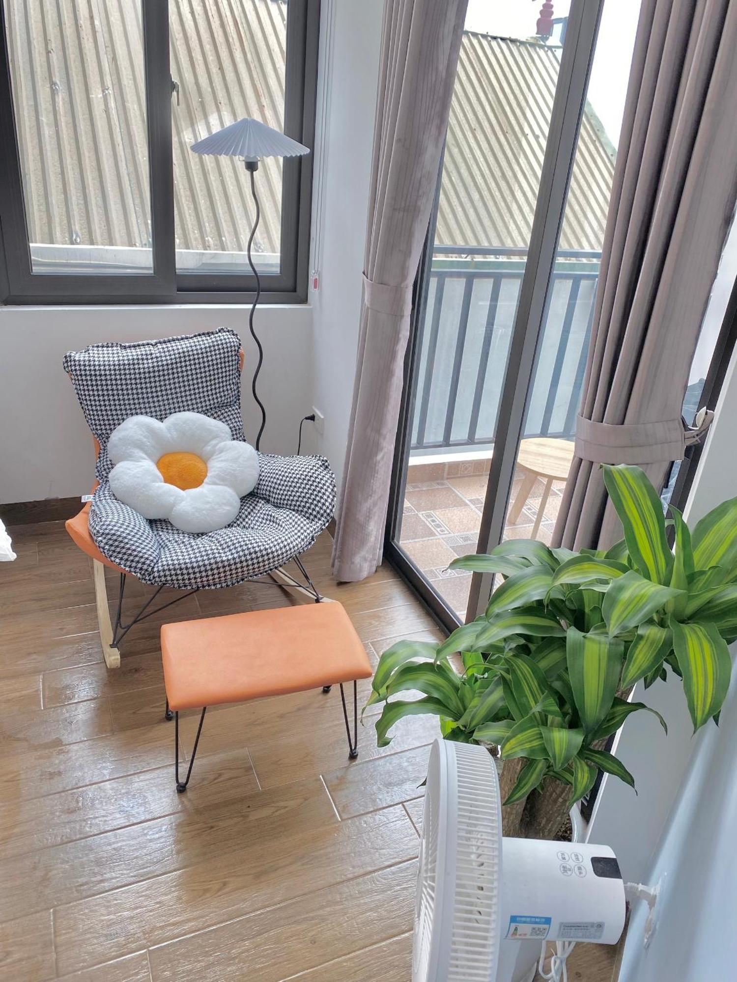 T98 Westlake Trich Sai - Tay Ho Center Lake View Studio 하노이 외부 사진